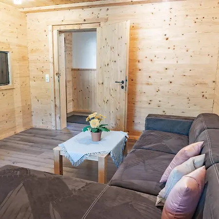 Alpina Apartment *